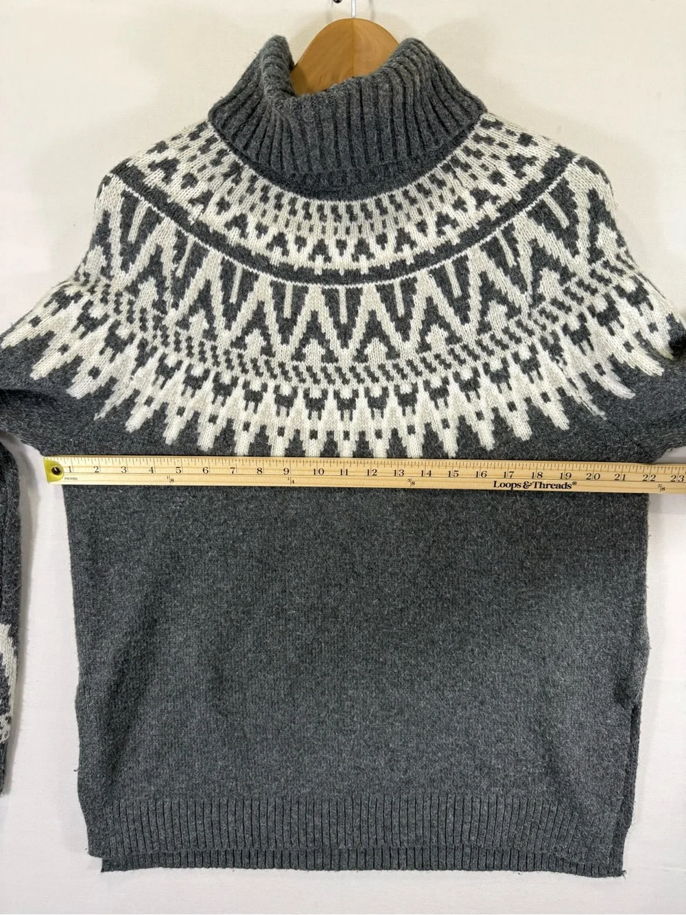 H&M Gray and White Fair Isle Turtleneck Sweater